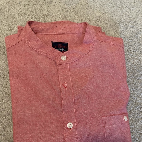 Dress shirt size small - Picture 2 of 5